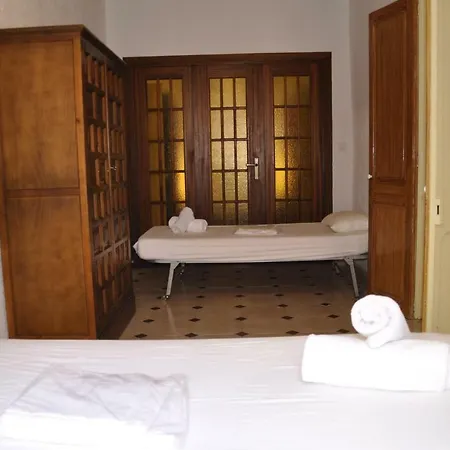 Casa Can Defaus بيت للعطل *